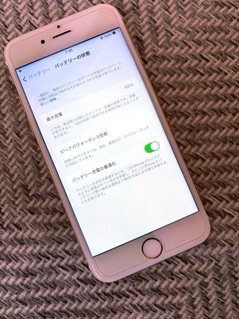 【美品】iPhone11 (128GB) と iPhone6s (32GB)