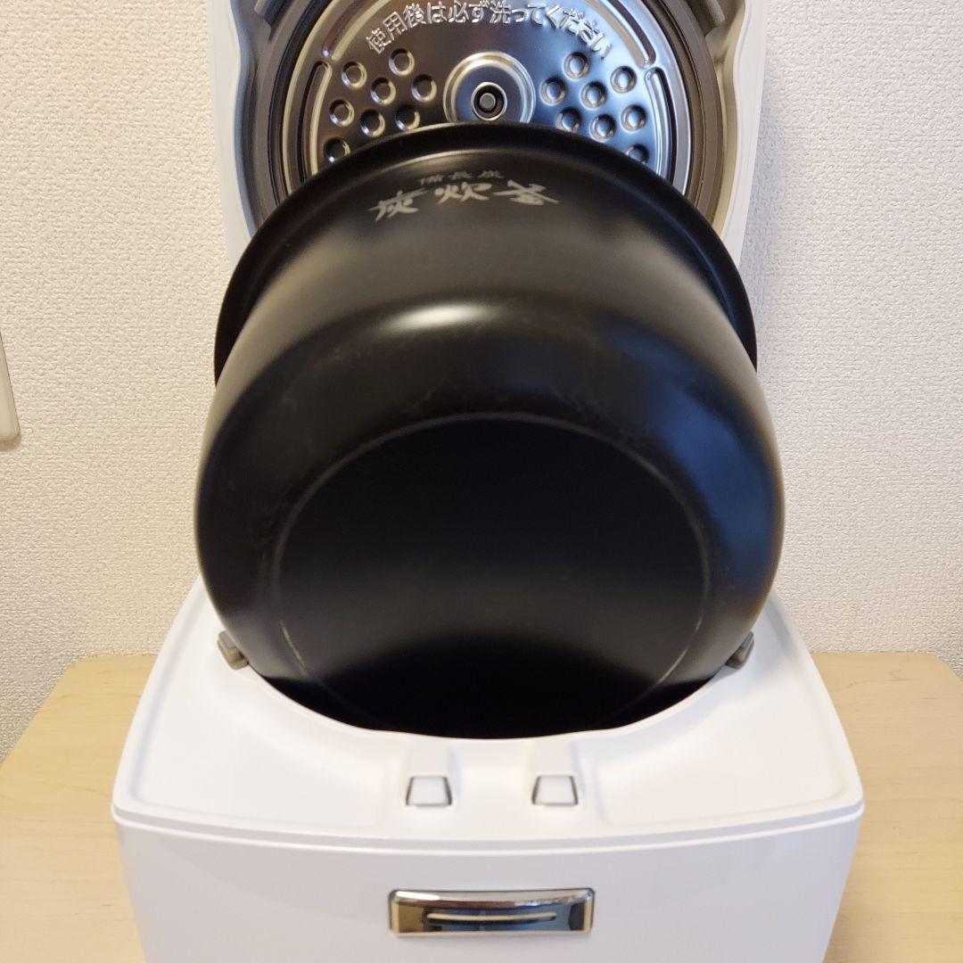 三菱IHジャー 炊飯器　 NJ-VEB10　炭炊釜　5.5合炊き　2022年製