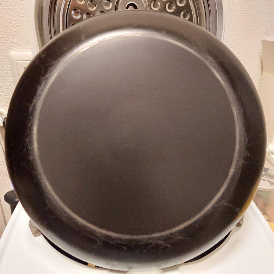 三菱IHジャー 炊飯器　 NJ-VEB10　炭炊釜　5.5合炊き　2022年製