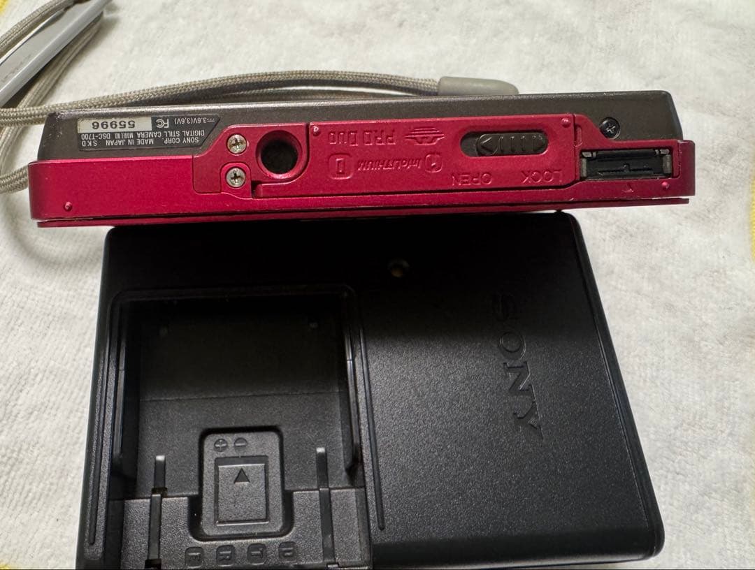 SONY Cyber-shot DSC-T700コンパクトデジタルカメラ　ピンク