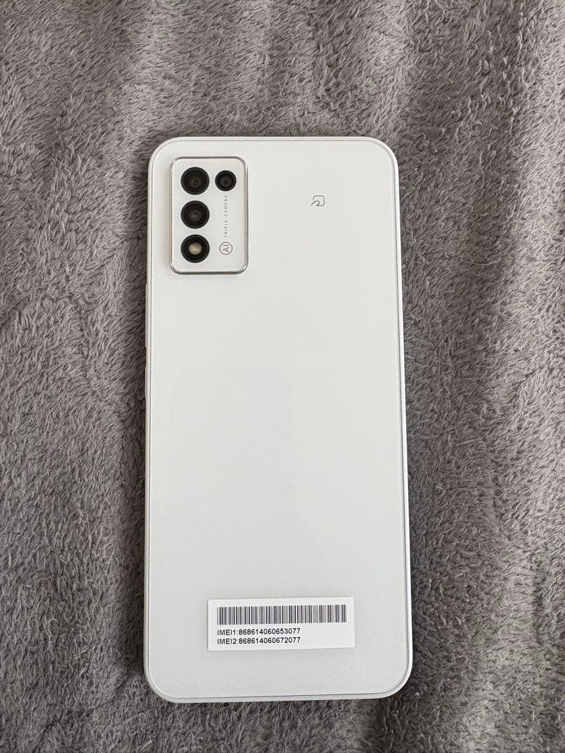 OPPO Reno5 Aホワイト