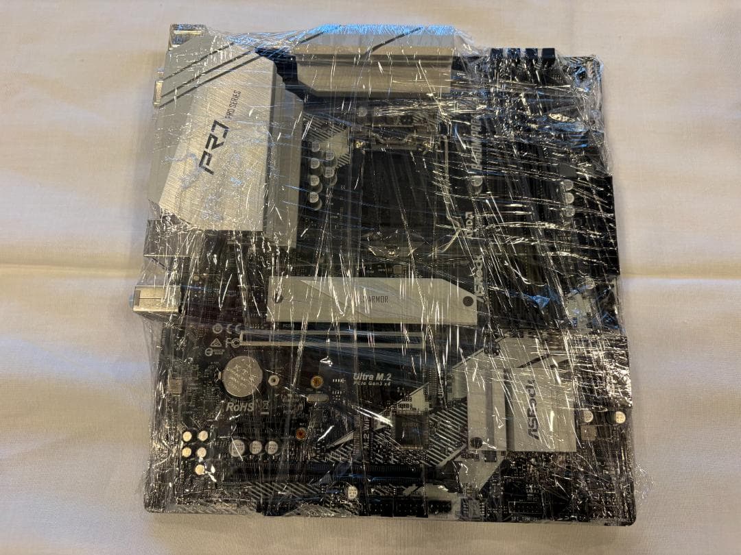 ASRock B460M PRO4 マザーボード