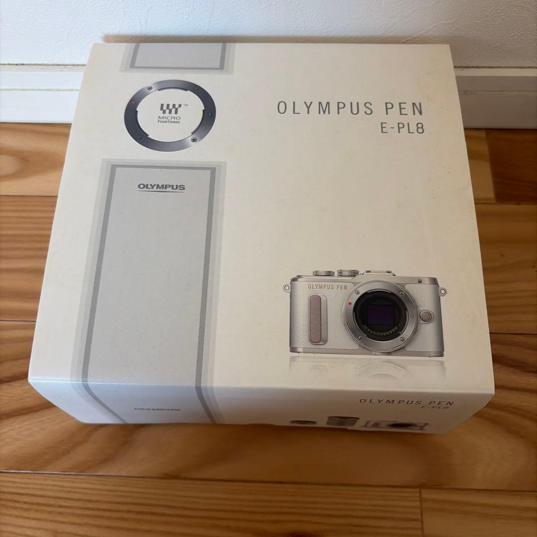 OLYMPUS PEN E-PL8ミラーレス一眼 14-42mm 美品