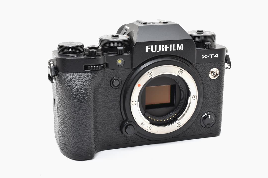 ■極上品■ フジフィルム X-T4 ミラーレス #D095