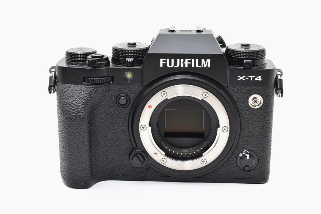 ■極上品■ フジフィルム X-T4 ミラーレス #D095