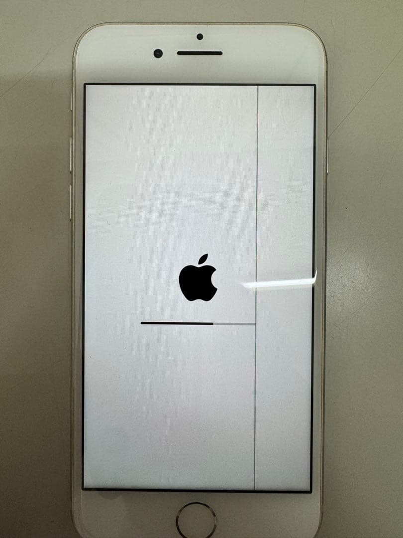 iPhone8 64ＧＢ本体　シルバー
