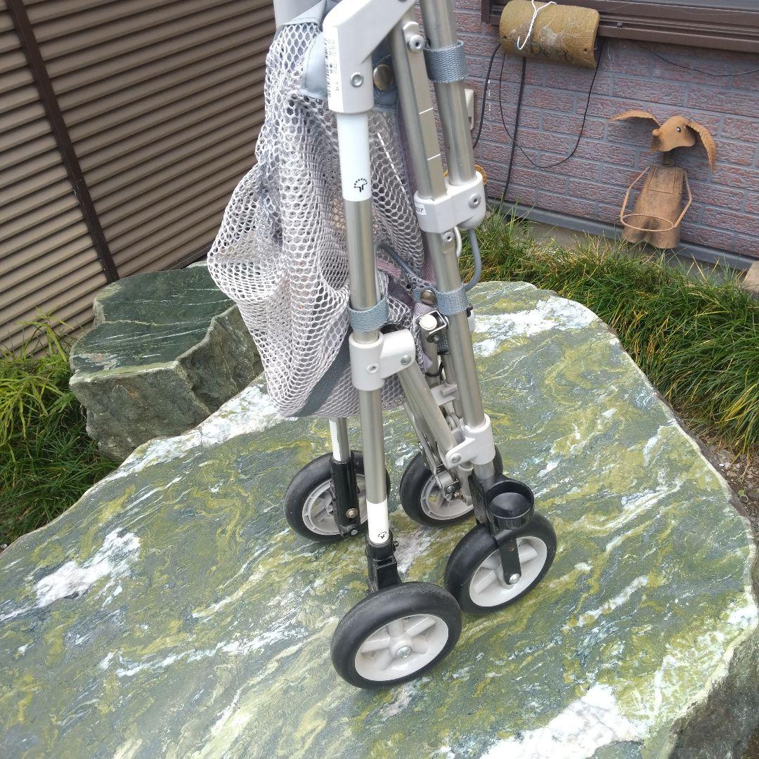 折りたたみ式歩行器 アルミ製