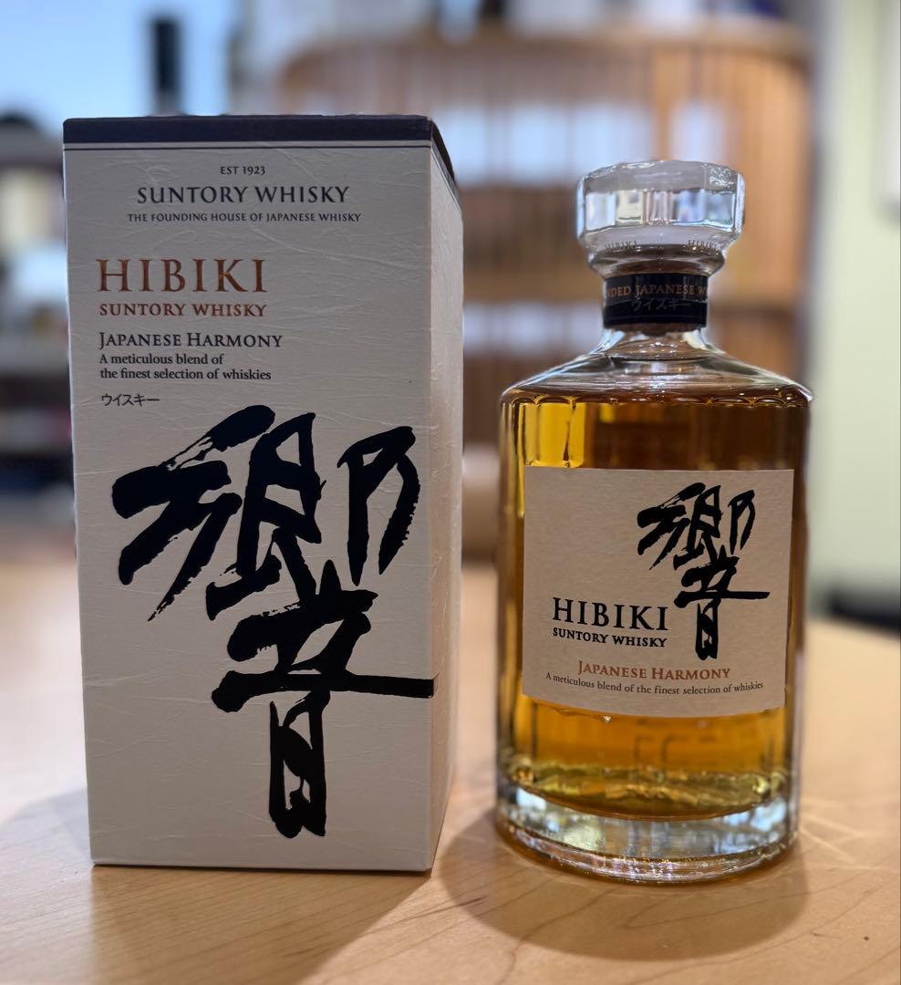 響ウイスキー　HIBIKI JAPANESE HARMONY 未開封　新品