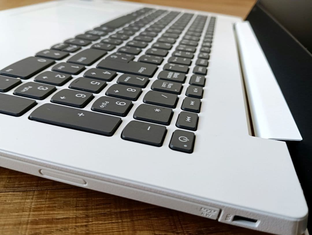 タイムセール 早い者勝ち！ ■ Lenovo ideapad 330 ノートPC