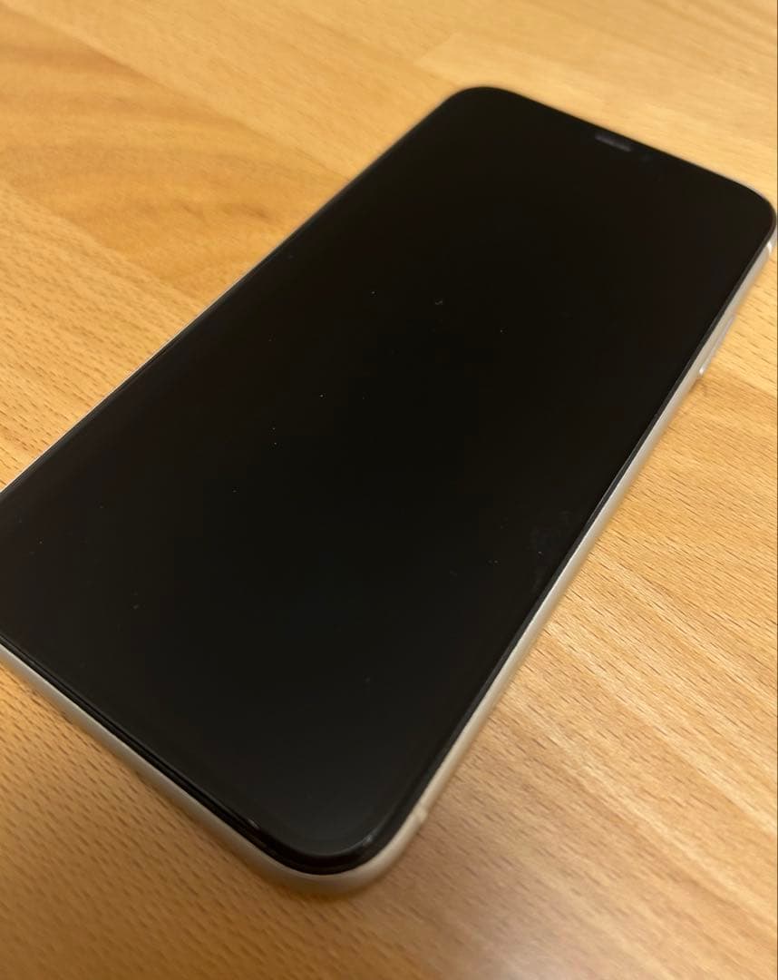 iPhone11 ホワイト 128GB バッテリー80%超え