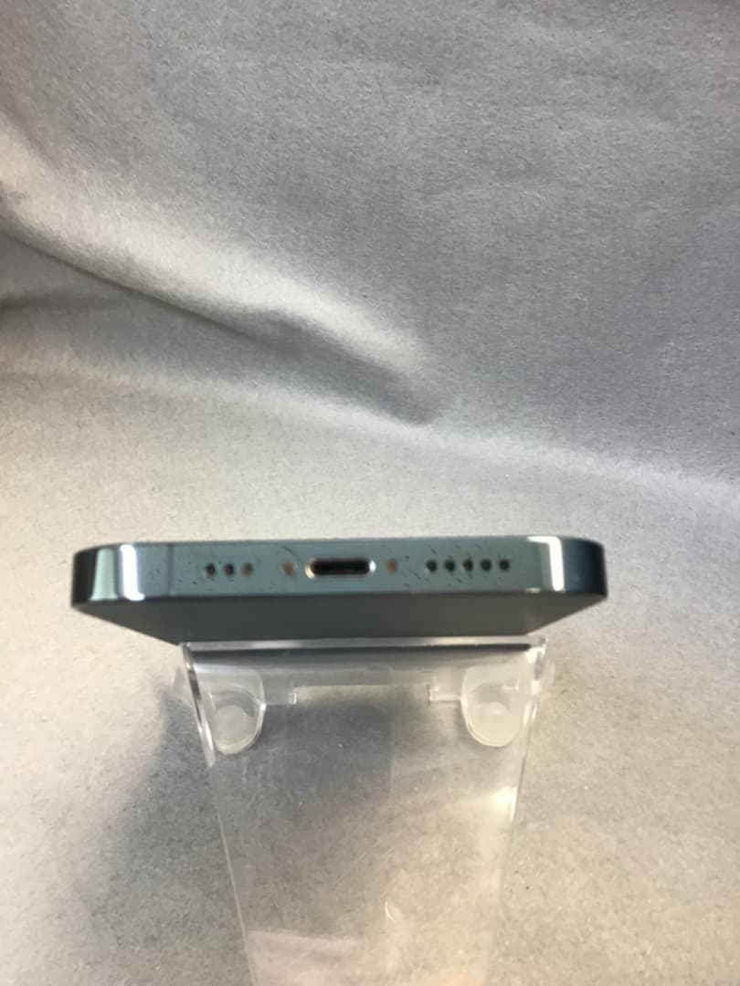 美品　国内版　SIMフリー　iPhone12Pro 256GBブルー色