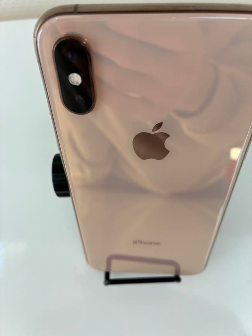 iPhone Xs Gold 256 GB docomo SIMフリー c