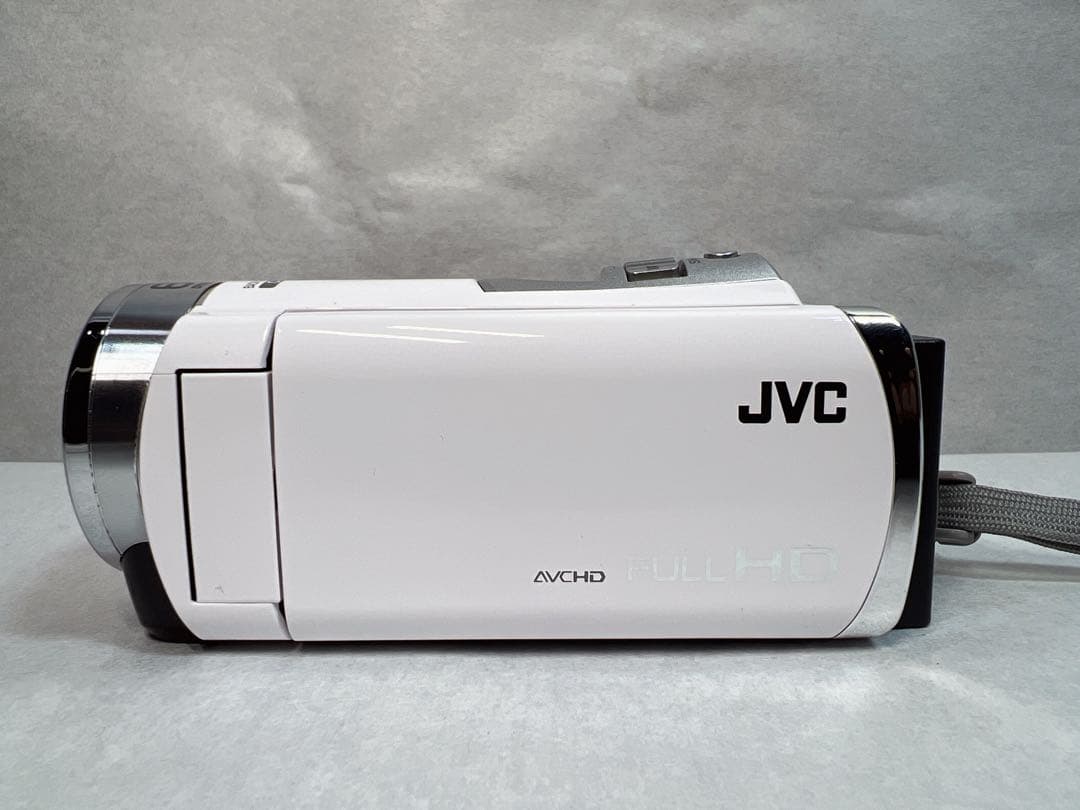 JVC Everio GZ-HM33-W 15年