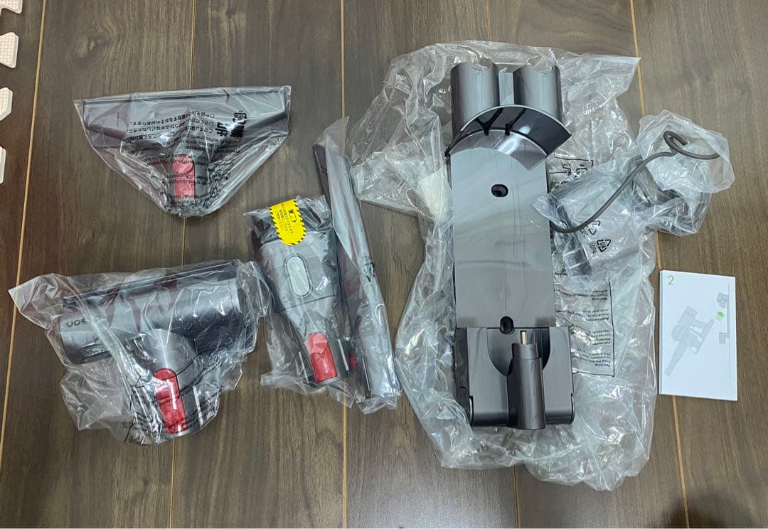 た*つ様 Dyson V8 fluffy extra SV10コードレスクリーナ