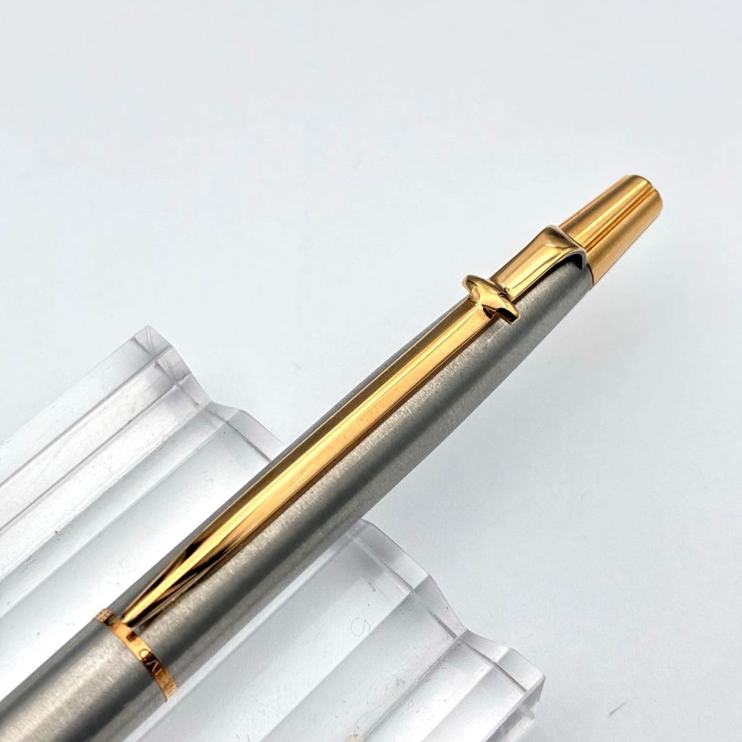 Caran d'Ache カランダッシュ マディソン ボールペン