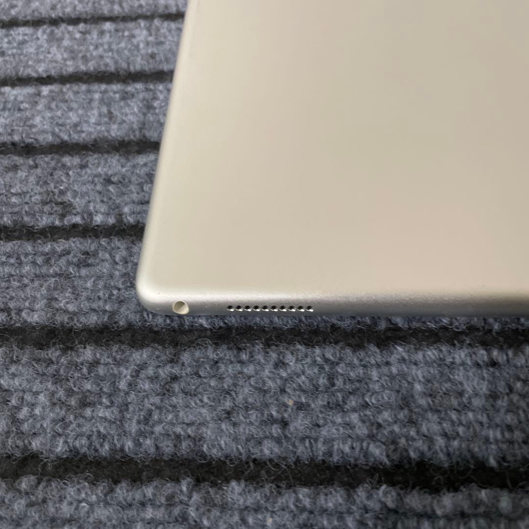 91 iPad Pro 12.9 2世代 64GB Wi-Fi シルバー