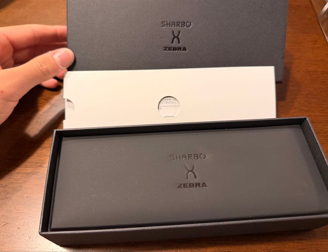 シャーボXts10替え芯付きブラック&ゴールド
