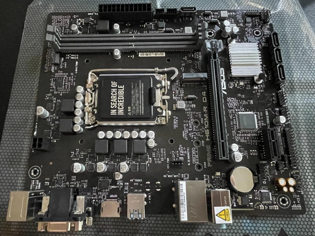 ASUS H610M-R D4 Wi-Fi+Bluetooth+未使用キーボード