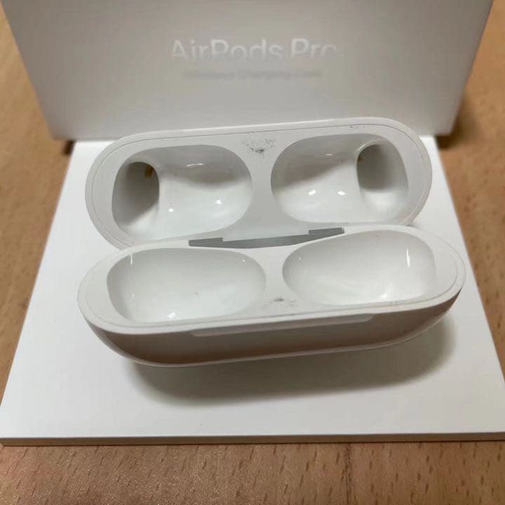 アップル AirPods pro 充電器 Pro 充電ケース　純正品エアーポッズ