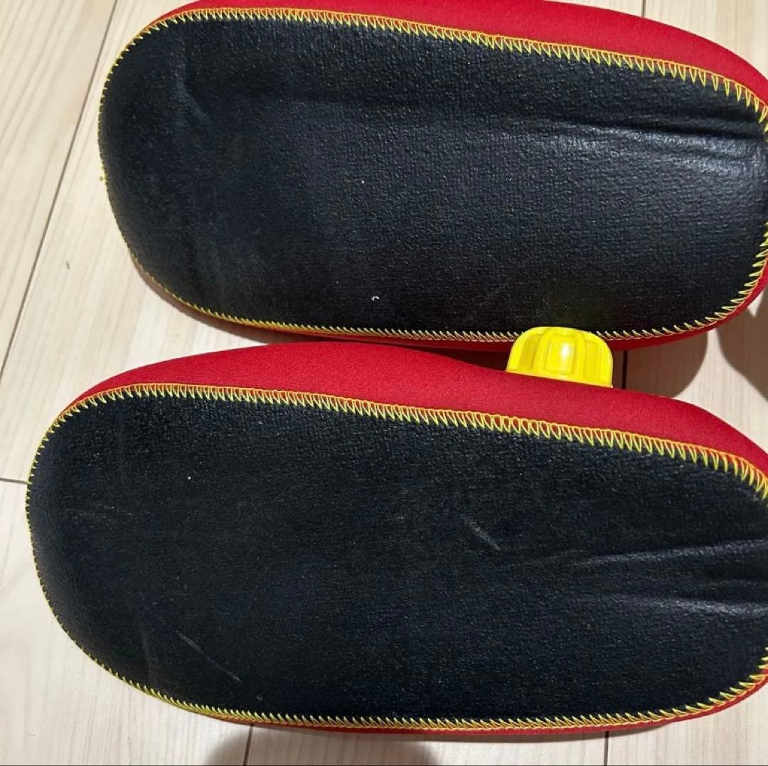 【美品】クロッツ　やわらか湯たんぽ　ショートタイプ　Mサイズ　27cm　レッド