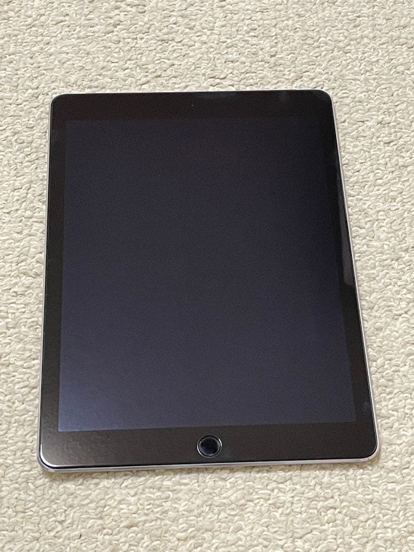 iPad Air2 128GB Wi-Fi + Cellular スペースグレー