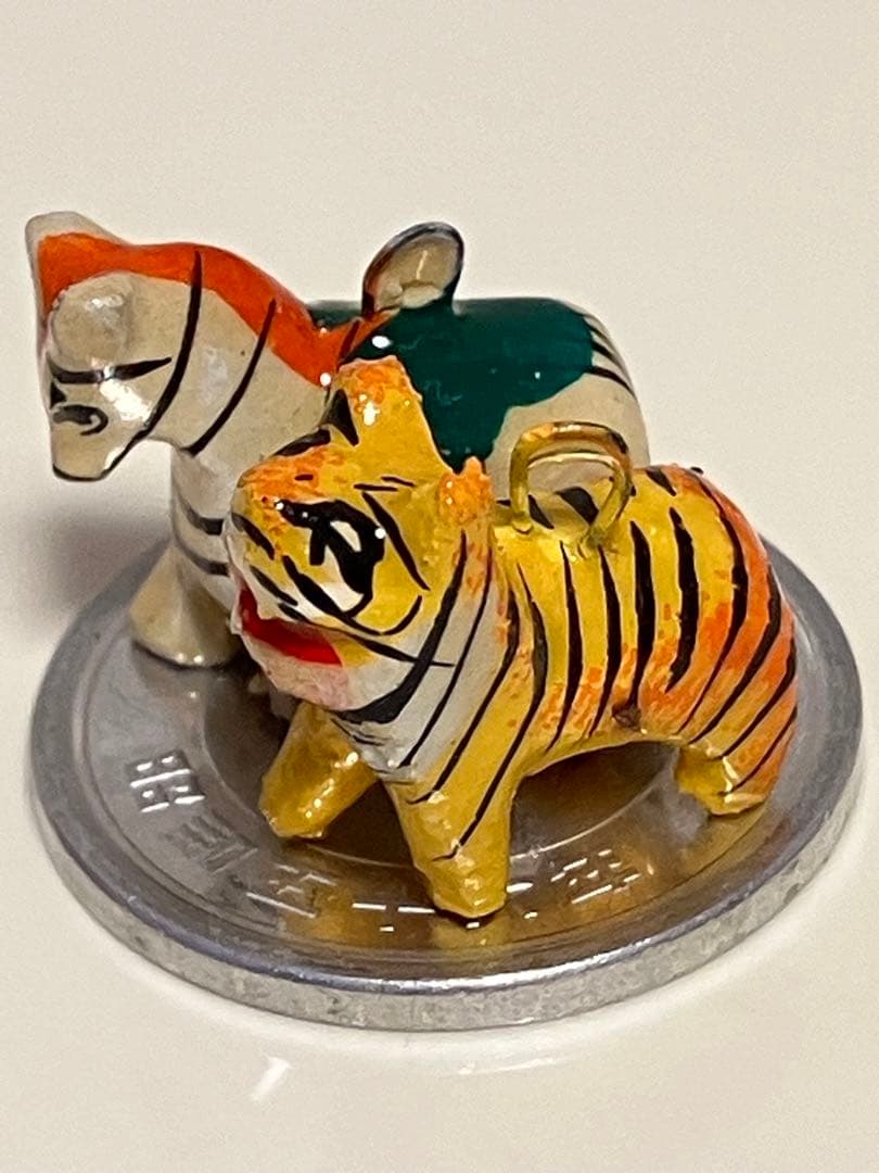 ミニチュア 動物 12体セット アニマル レア 木彫り 40年位前のもの