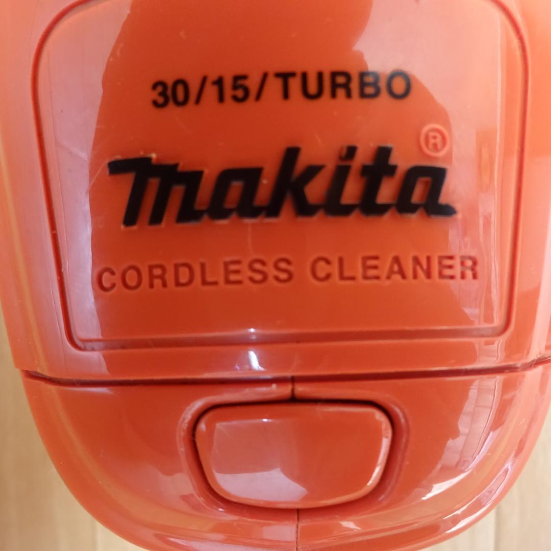 makita 充電式スティッククリーナー CL103D 除菌清掃 動作確認OK