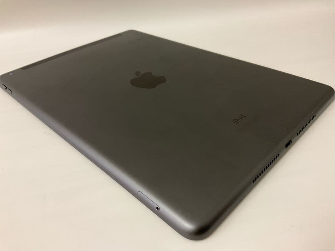 【BT95％】iPad 第8世代 64GB スペースグレ Cellularモデル