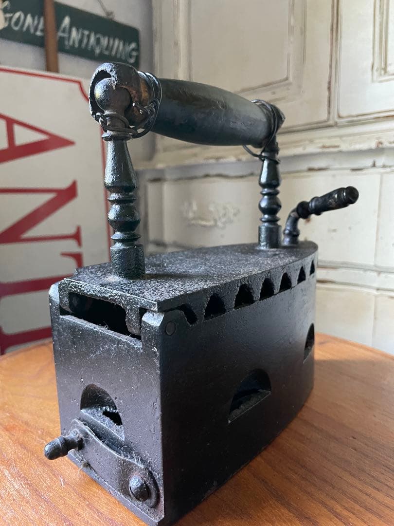 フランス　アンティーク　アイロン　アイアン　ドアストッパー　100年　シャビー