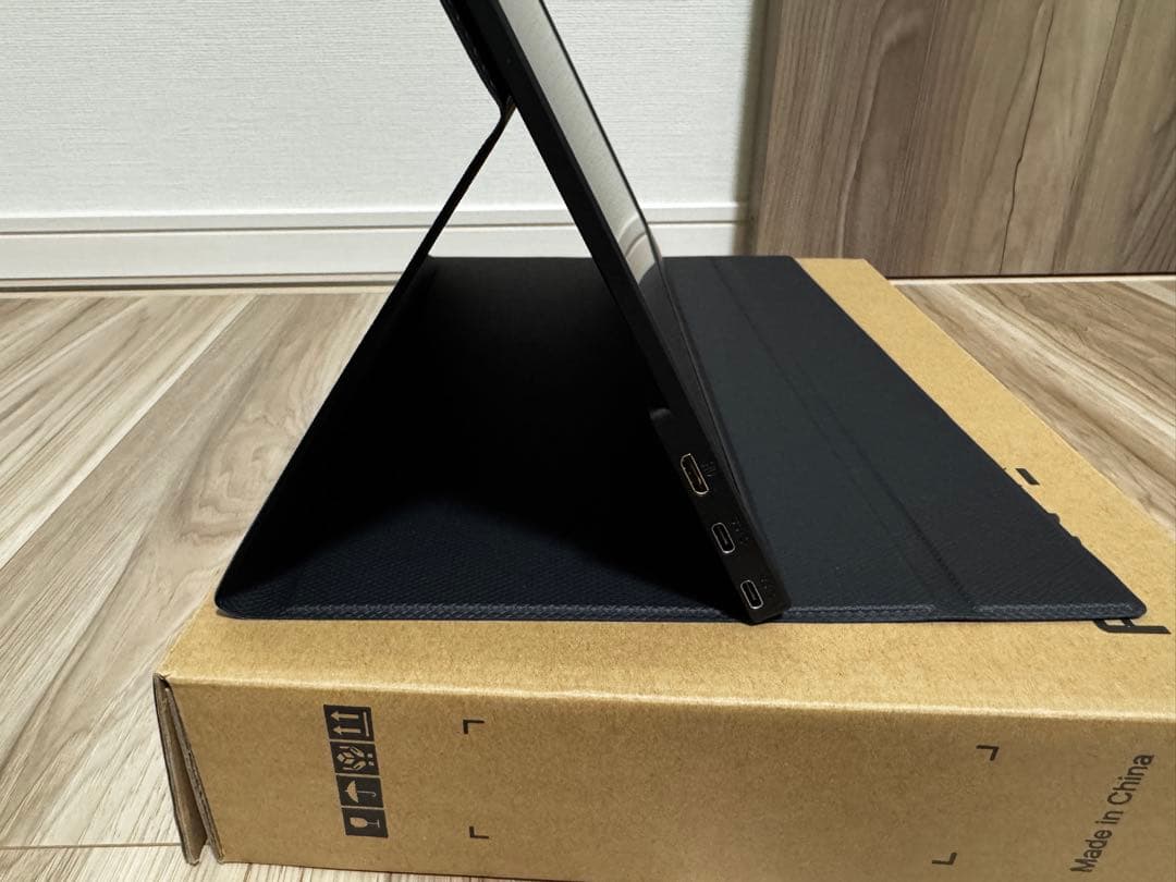 KEEPTIME モバイルモニター　15.6インチ　16:9画面　新品ほぼ未使用