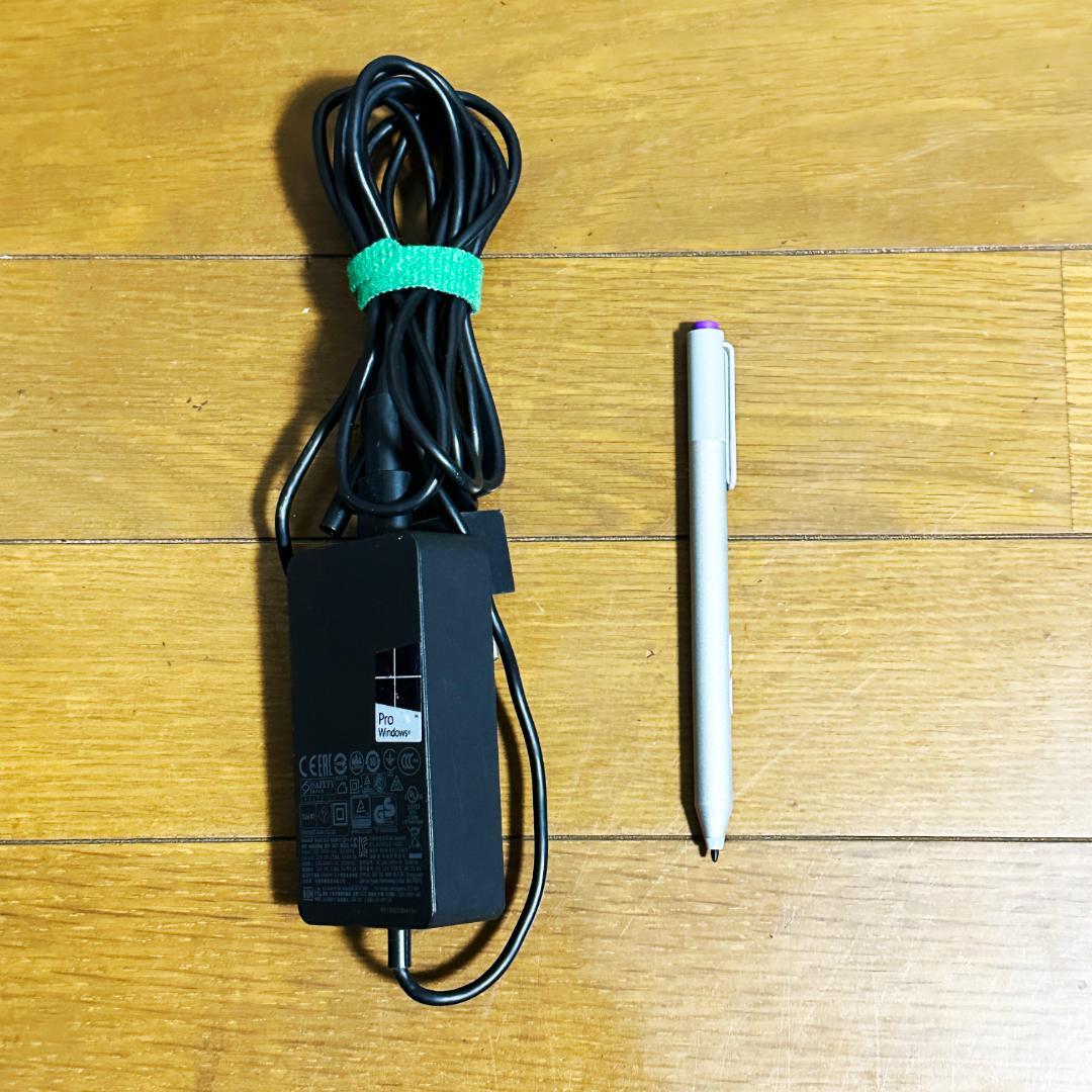 良品 Surface Pro 3 (Core i5/4GB/128GB)周辺付き