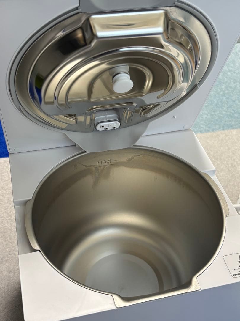 CAREPOD （J60V）置き型加湿器 ホワイト