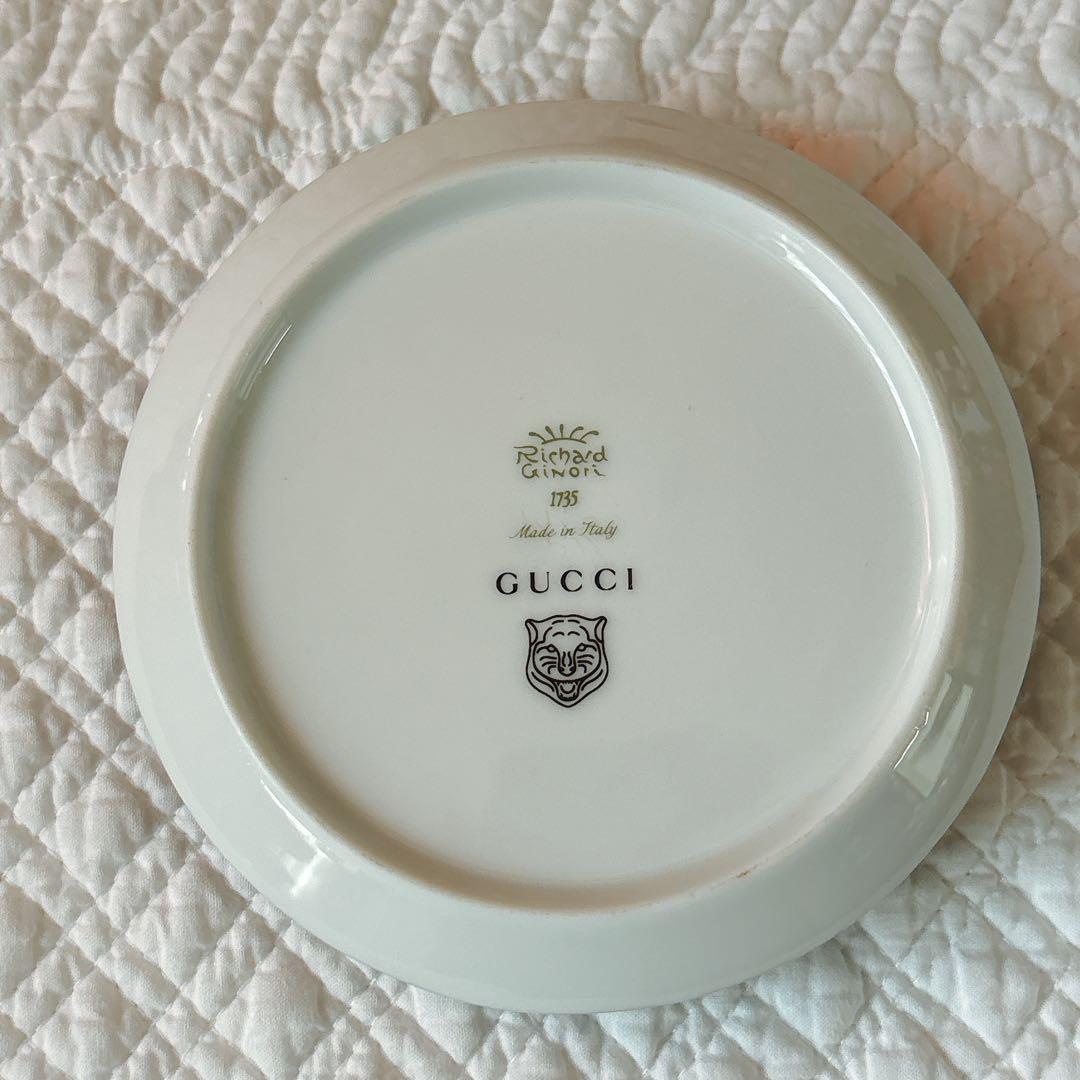 GUCCI ハーバリウムビーインセンスホルダー お香立て
