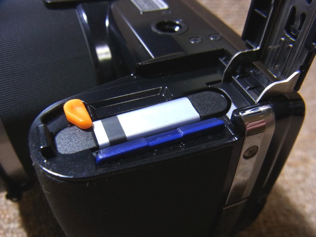 OLYMPUS SP-810UZ オリンパス製デジカメ 動作OK♪