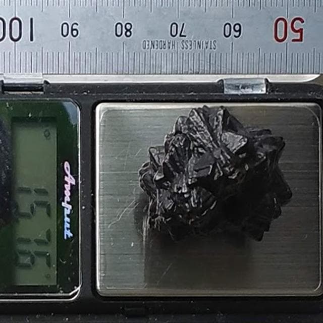 15.76g　ゼットストーン　予言の石　エジプトの星　針鉄鉱　鉱物標本　黒い石