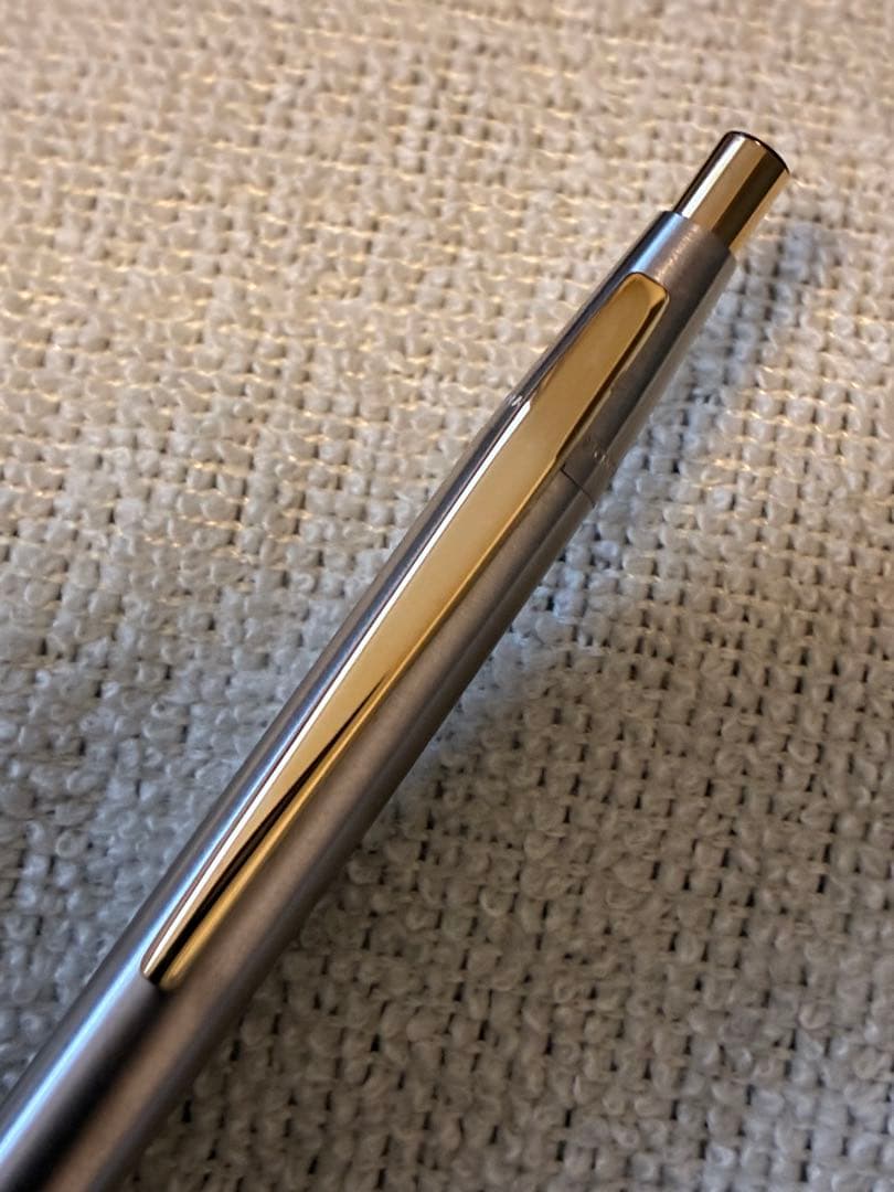 ◾️MONT BLANC モンブラン◾️ノブレス ノック式ボールペン◾️シルバー ◾️