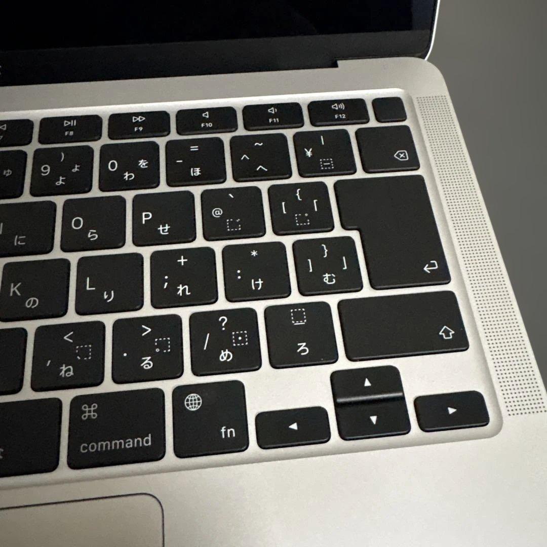2020 MacBook Air M1 13インチ8GB 512GB シルバー
