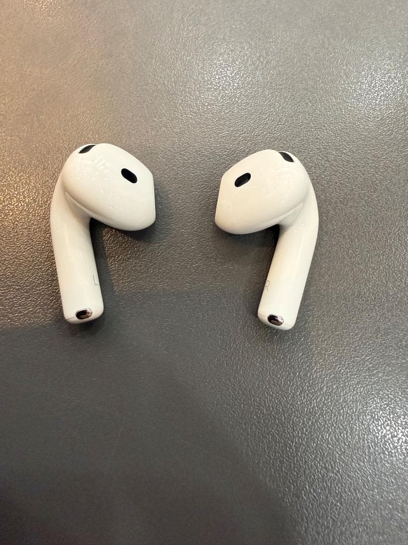 Apple アップル AirPods4 ANC (第4世代）
