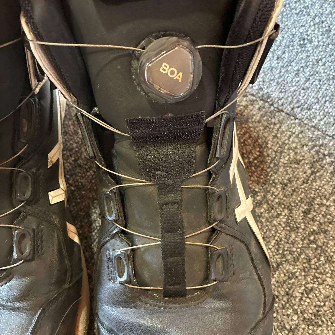 裏*庭様 ASICS 安全靴 JSAA規格 黒CP304