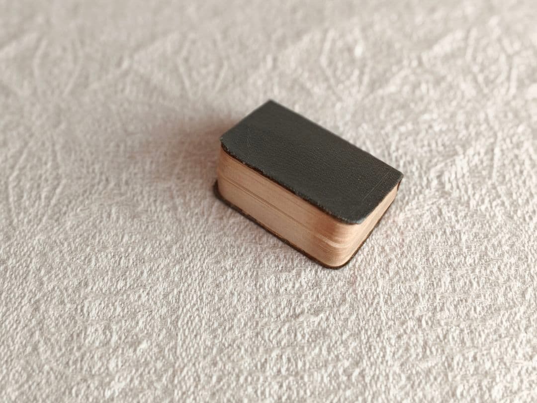 * antique mini book ❀ ミニブック シェイクスピア 豆本