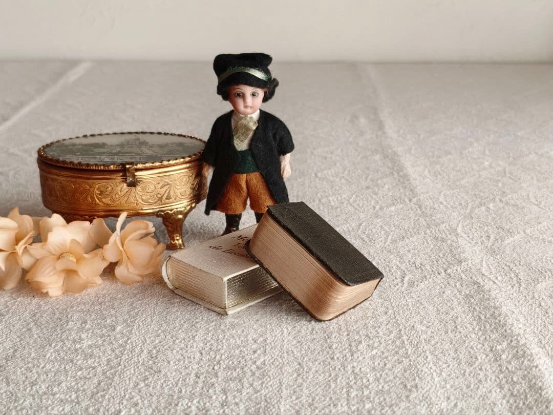 * antique mini book ❀ ミニブック シェイクスピア 豆本
