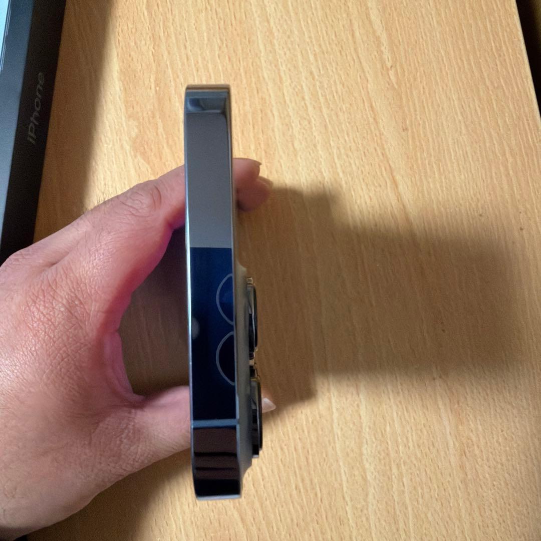 Apple iPhone 13 Pro 256GB カメラレンズ割れ　ジャンク品