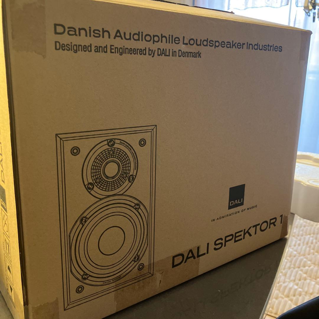 美品　dali spektor1 walnut ウォールナット　外箱・付属品あり
