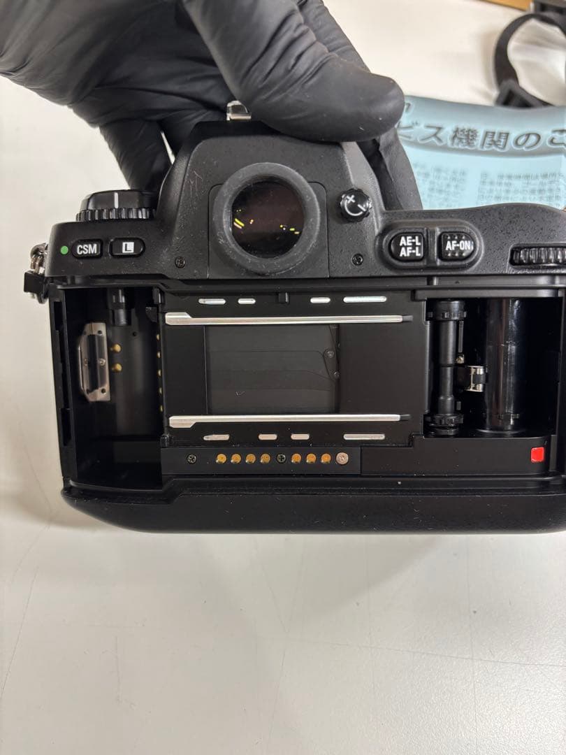 Nikon F100 フィルム一眼レフカメラ ボディのみ