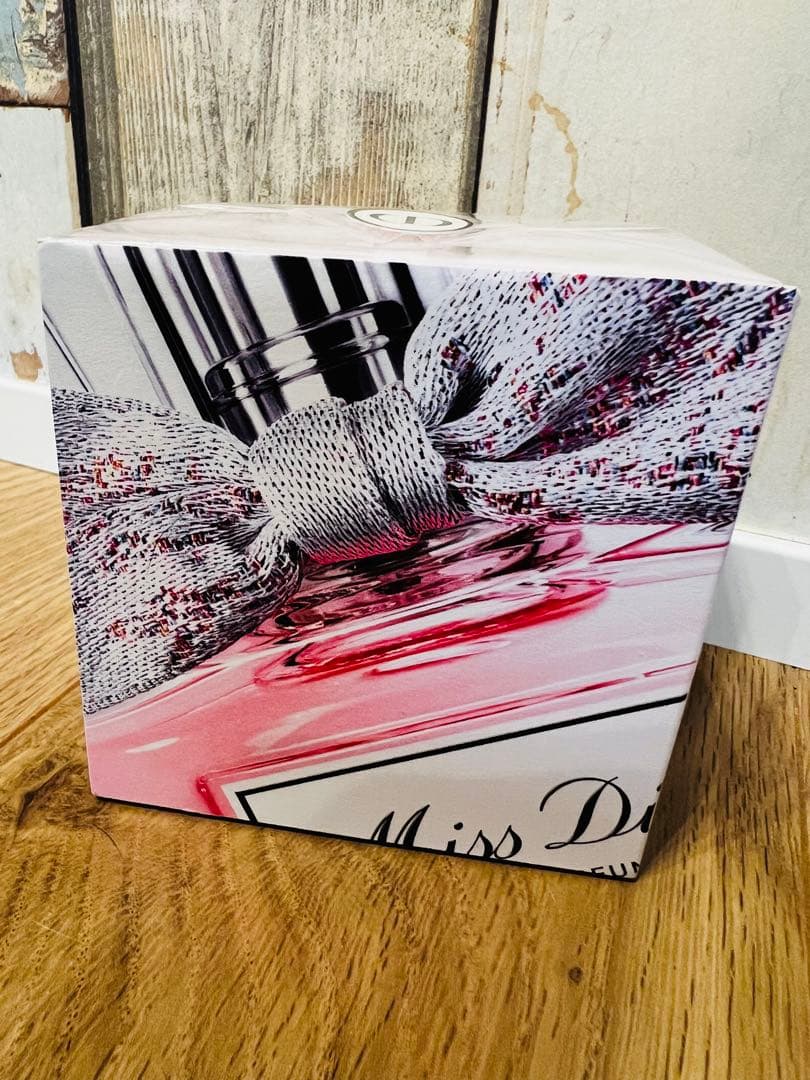 Miss Dior Eau de Parfum 100ml 未開封・新品未使用❣️