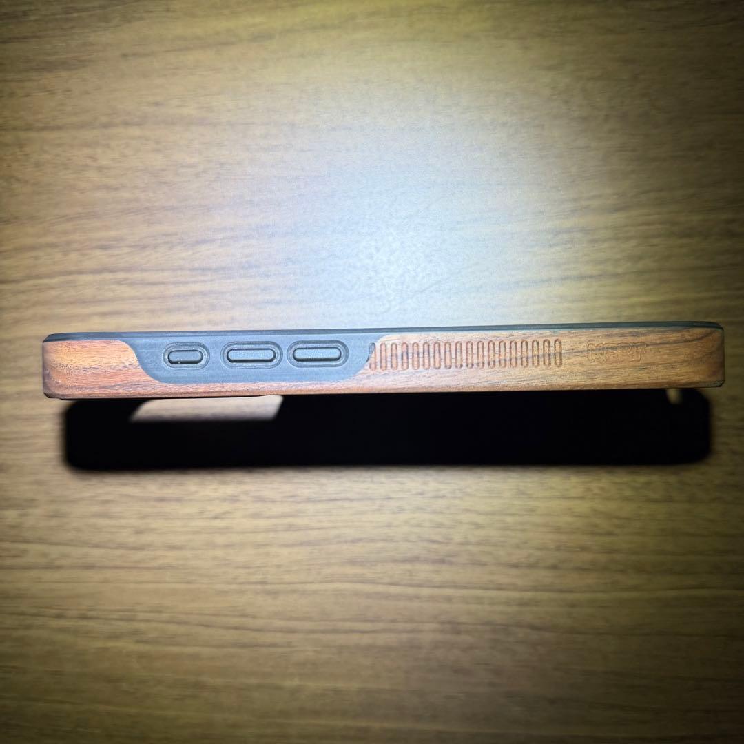 KERF iPhone 17 Pro 木製ケース