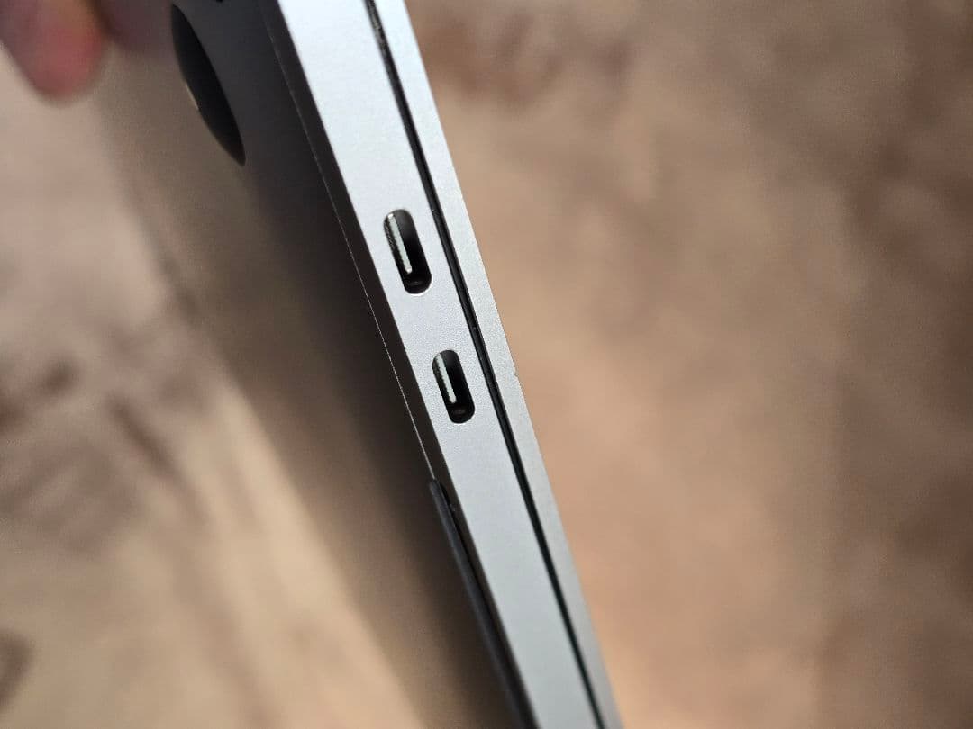MacBook本体 Apple Macbook pro 2019 i9 32gb 512gb
