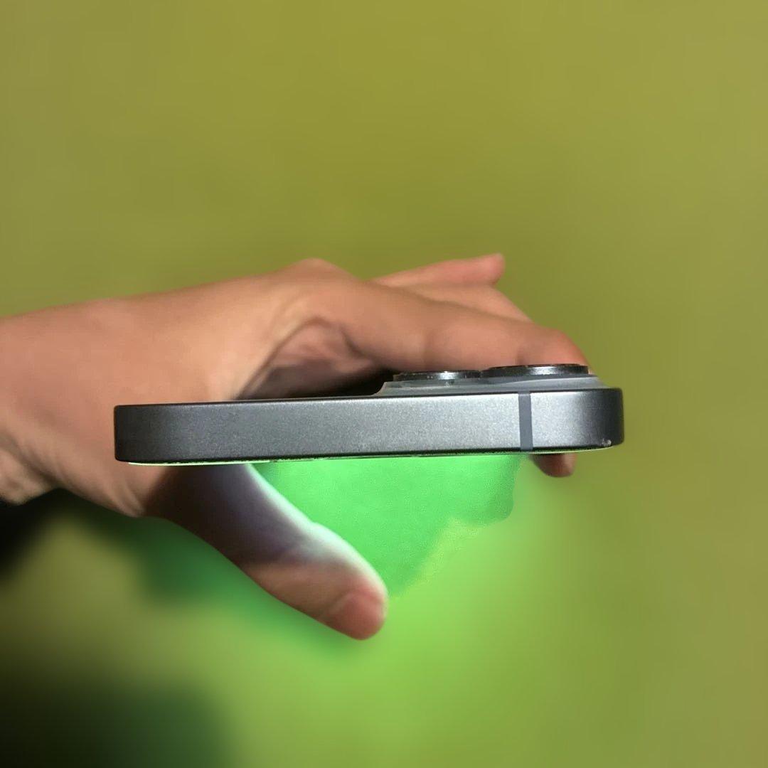 iPhone14 128GB 画面表示不良 ジャンク 初期化済み