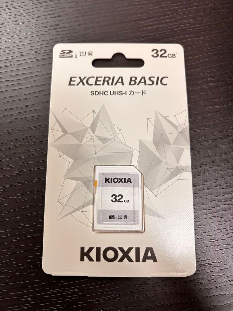 SONY α6400 ILCE-6400Yダブルズームレンズキット(おまけ付き)
