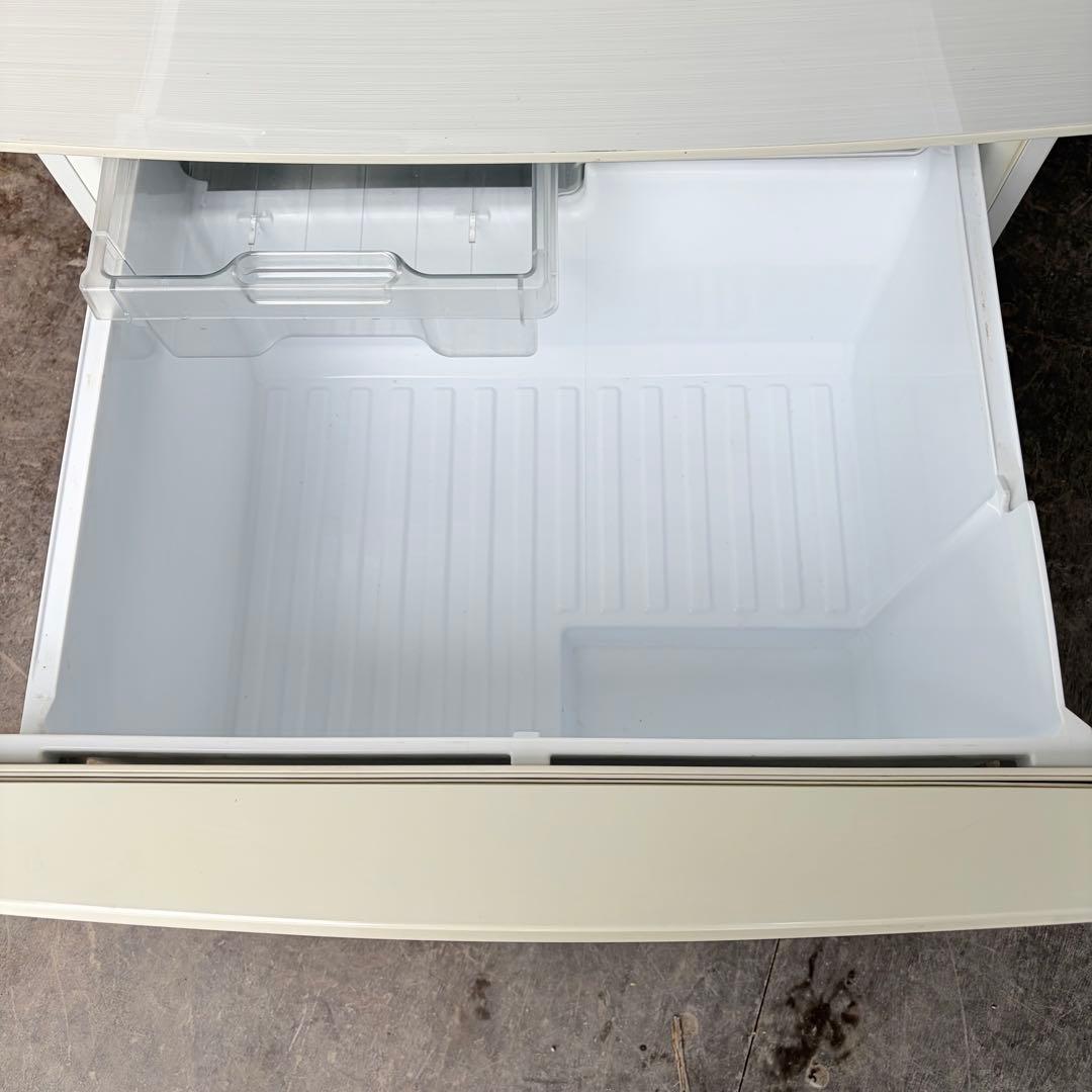 運搬取付無料！ホワイト系純正SHARPプラズマクラスター大容量冷蔵庫！完動品！